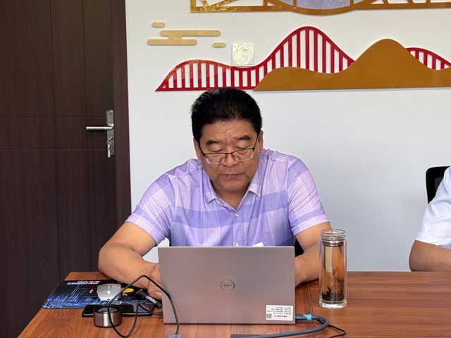 鲁显玉讲党课——上新闻.jpg